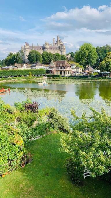 פיירפונד Maison De Charme Avec Vue Sur Chateau מראה חיצוני תמונה